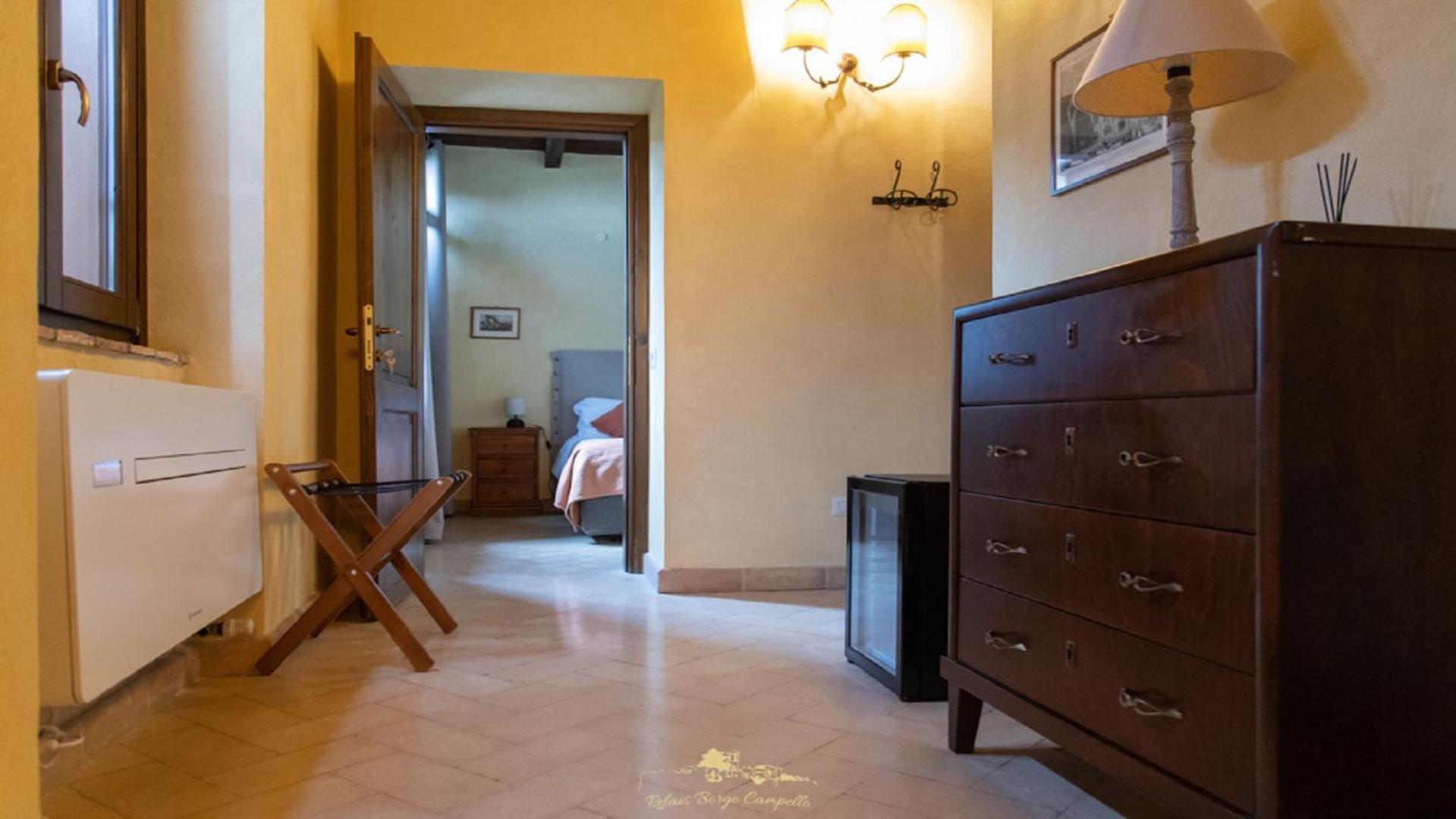 Relais Borgo Campello Guest House Campello sul Clitunno Exterior photo