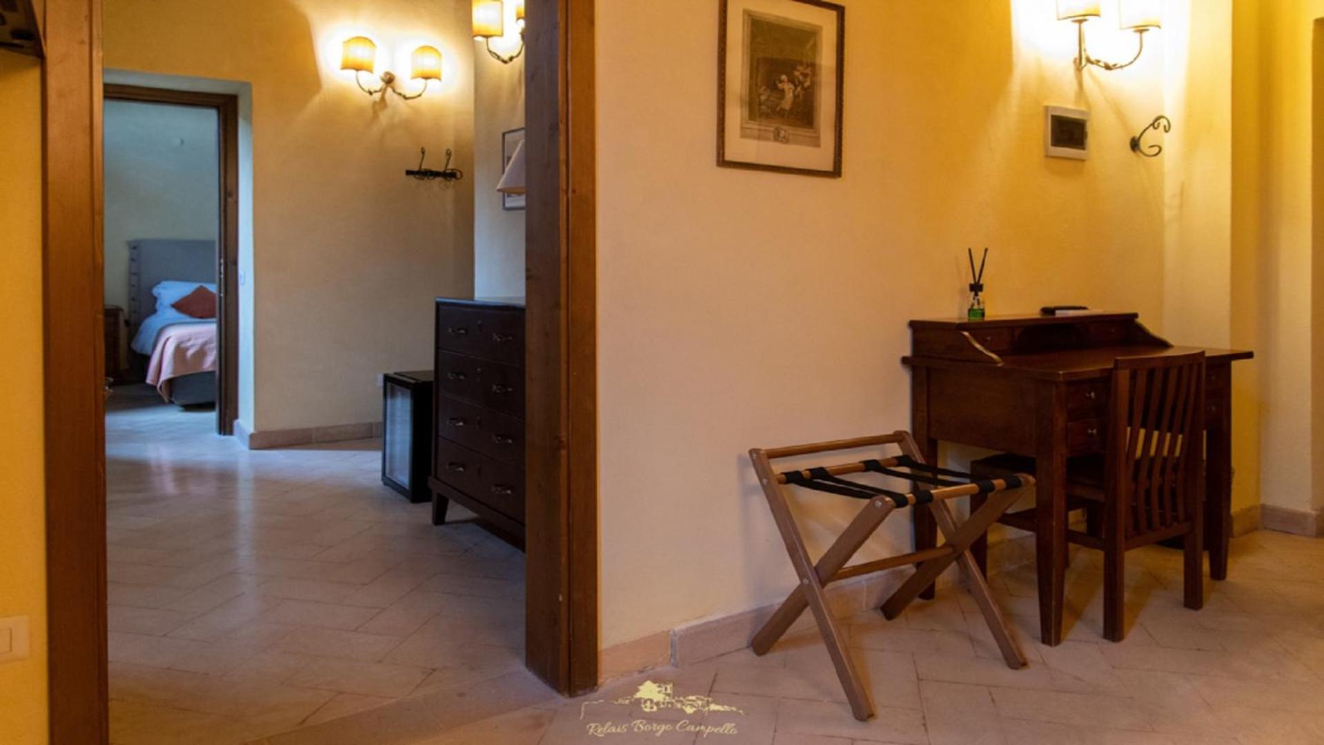 Relais Borgo Campello Guest House Campello sul Clitunno Exterior photo