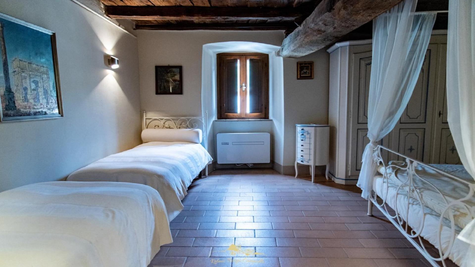 Relais Borgo Campello Guest House Campello sul Clitunno Exterior photo