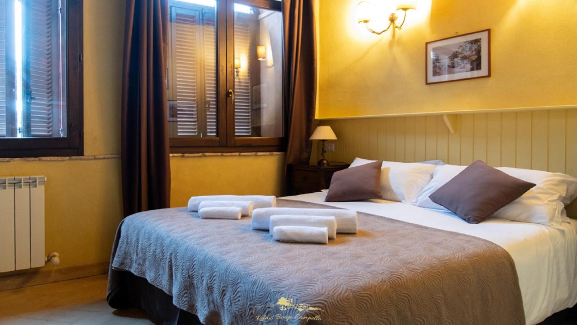 Relais Borgo Campello Guest House Campello sul Clitunno Exterior photo