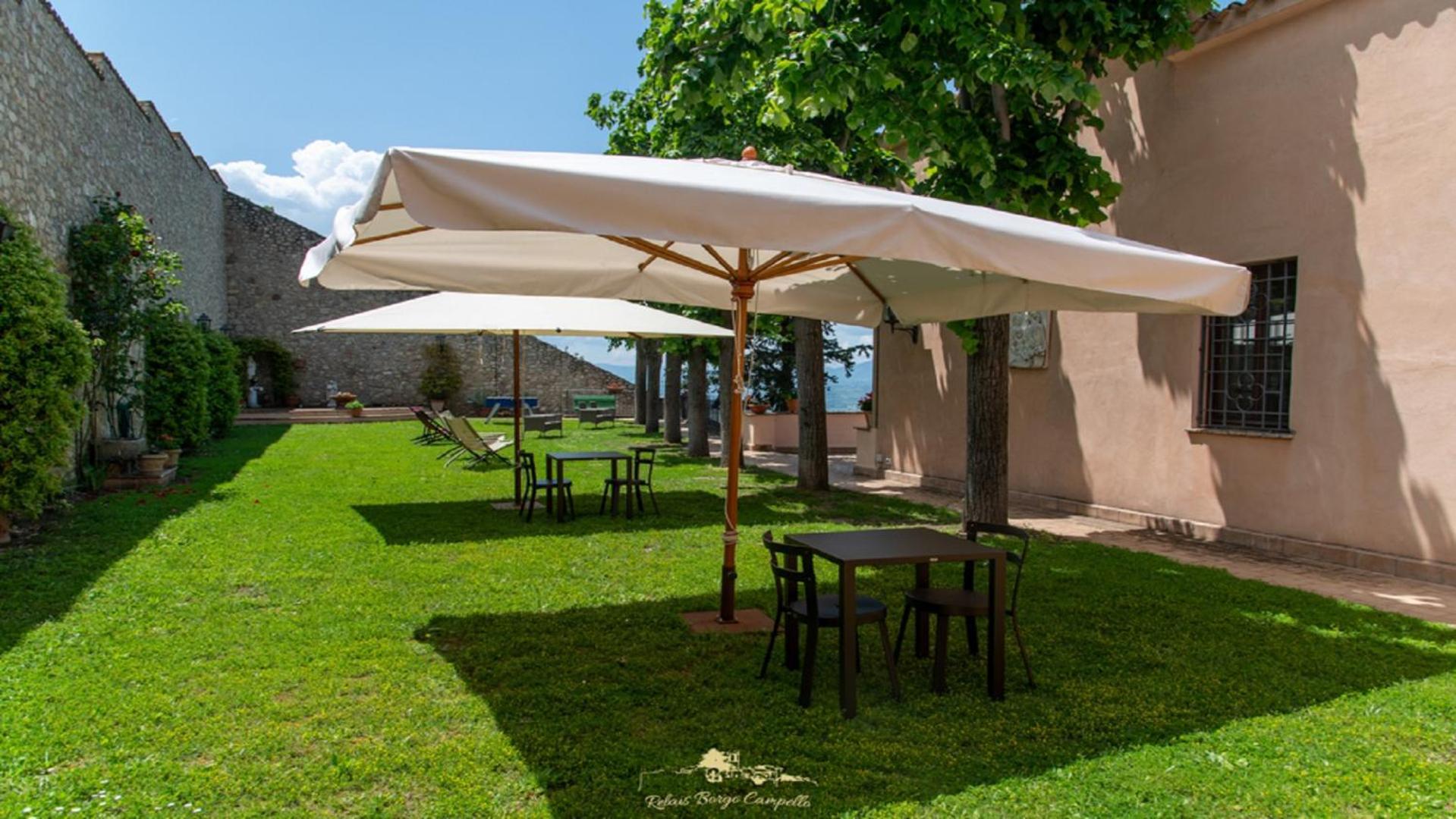 Relais Borgo Campello Guest House Campello sul Clitunno Exterior photo