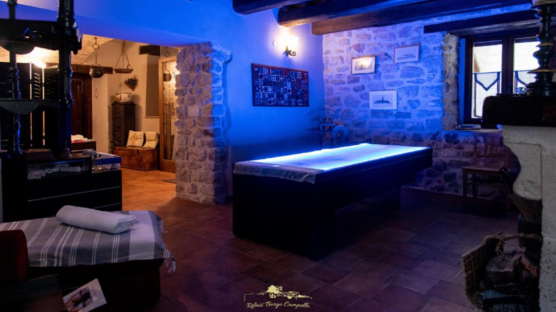 Relais Borgo Campello Guest House Campello sul Clitunno Exterior photo