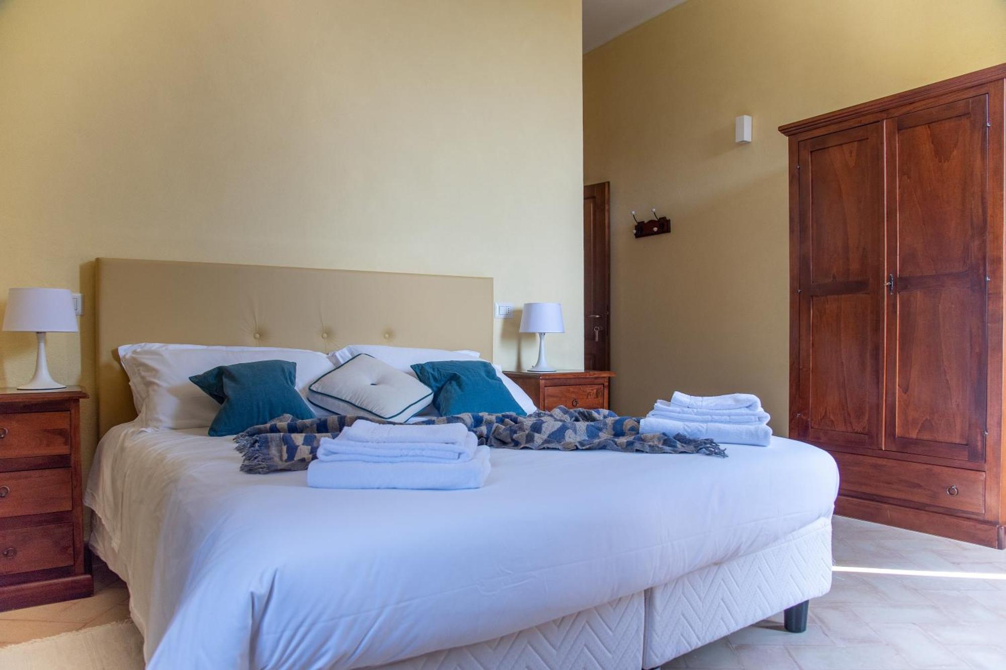 Relais Borgo Campello Guest House Campello sul Clitunno Exterior photo
