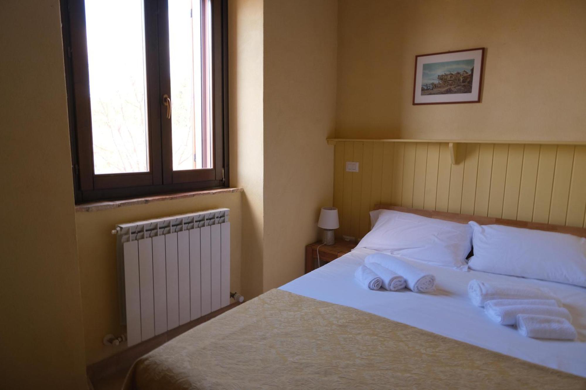 Relais Borgo Campello Guest House Campello sul Clitunno Exterior photo